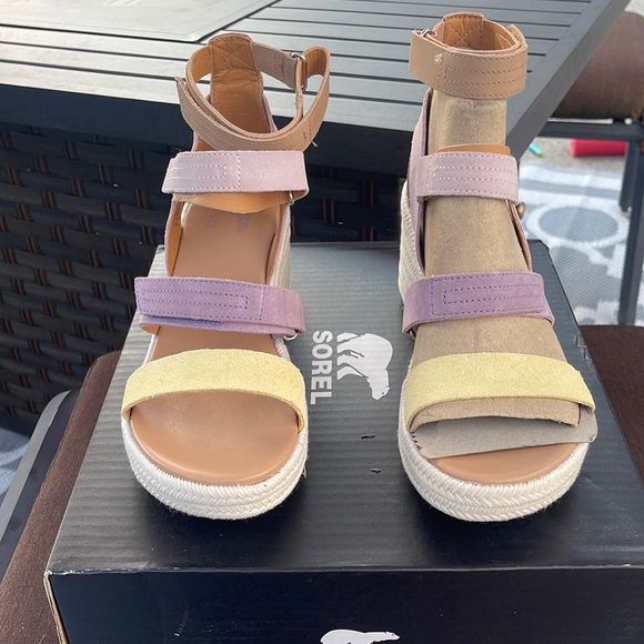 Sorel Shoes - 🆕 Sorel Cameron Wedge Sandal size 8.5